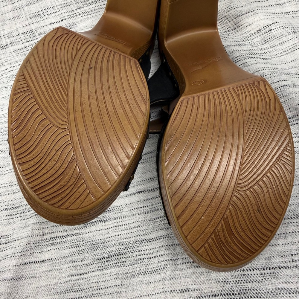 Dansko Ramona Black Suede Platform Heel Size 39 Studded Slip On Sandal Comfort - Picture 9 of 10